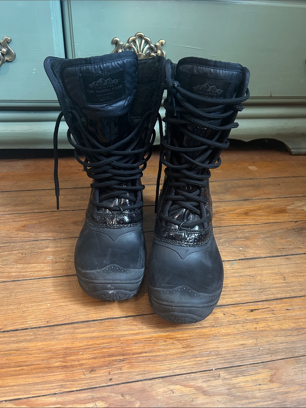 The North Face Black Lace-Up Insulated Snow Boots